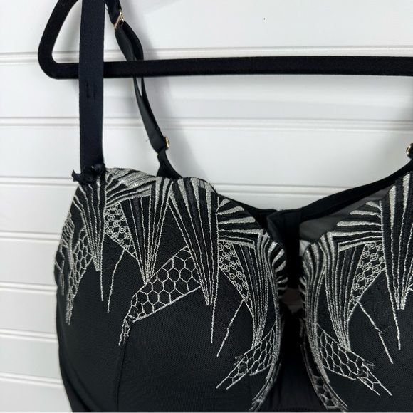 Cacique Lane Bryant Boost Balconette black and white bra. Full Figure size 40DDD - Picture 4 of 11